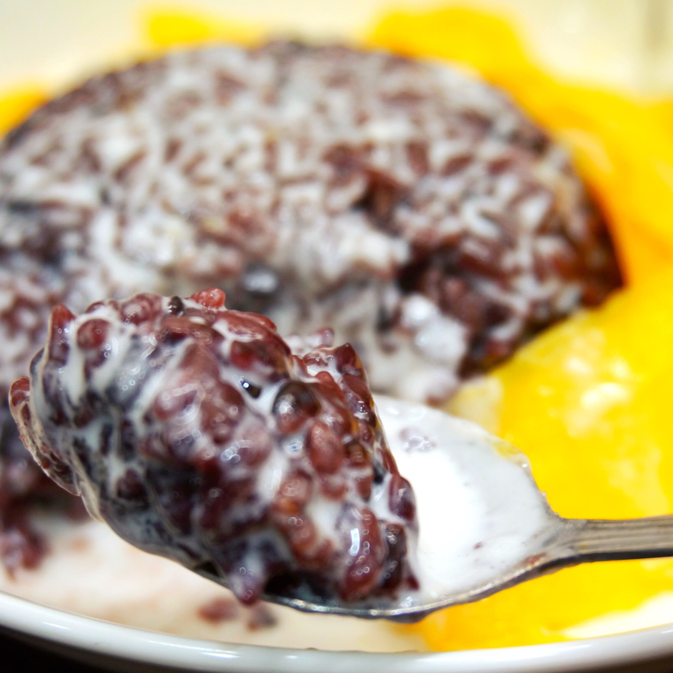 椰浆芒果糯米饭