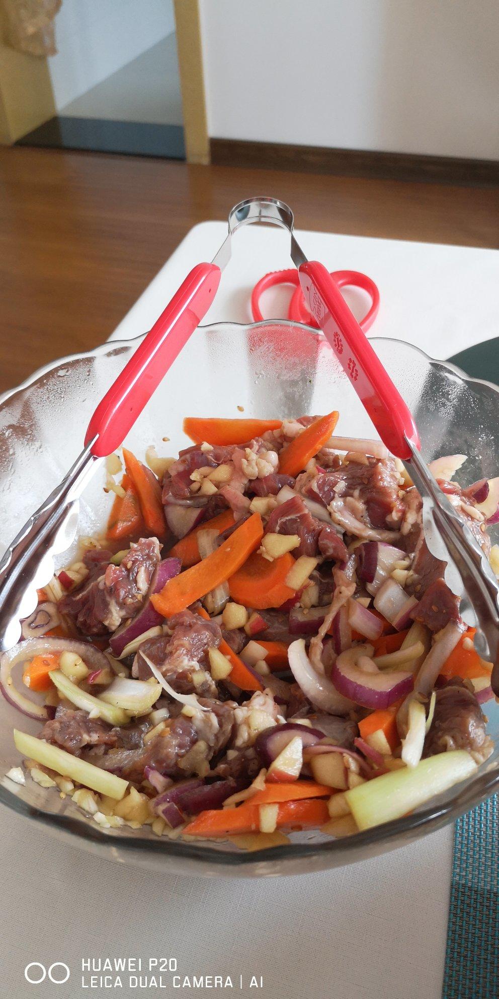 「正宗韩式烤肉」调味牛肉的腌制秘诀
