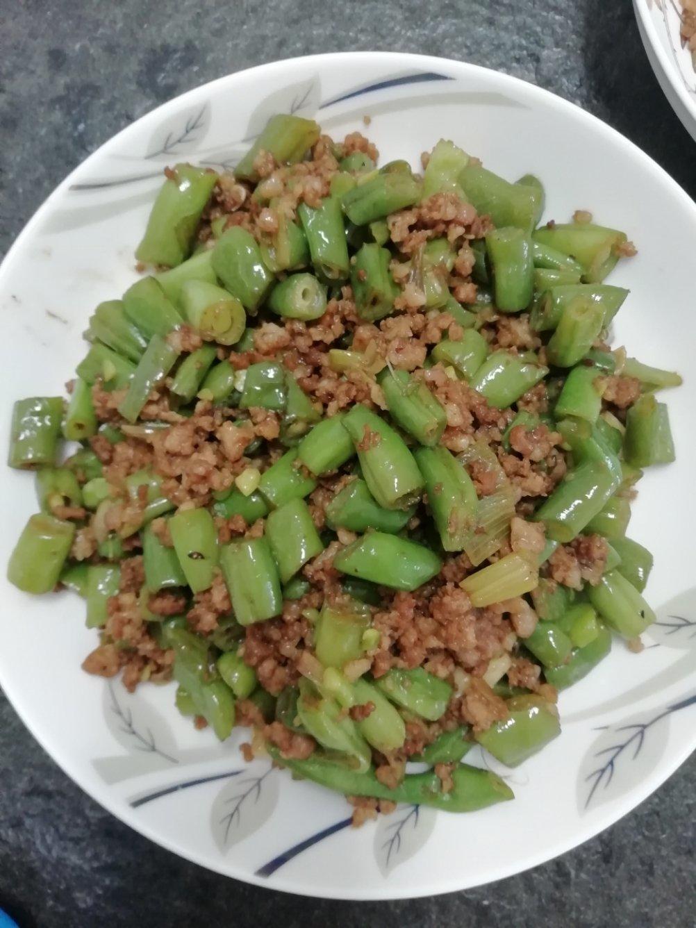 肉沫豆角下饭菜