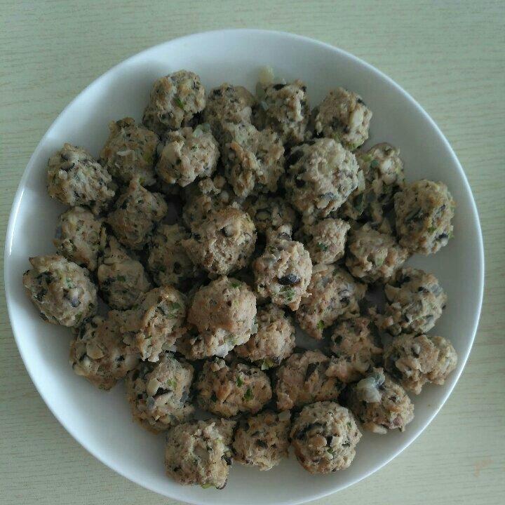 香菇肉丸