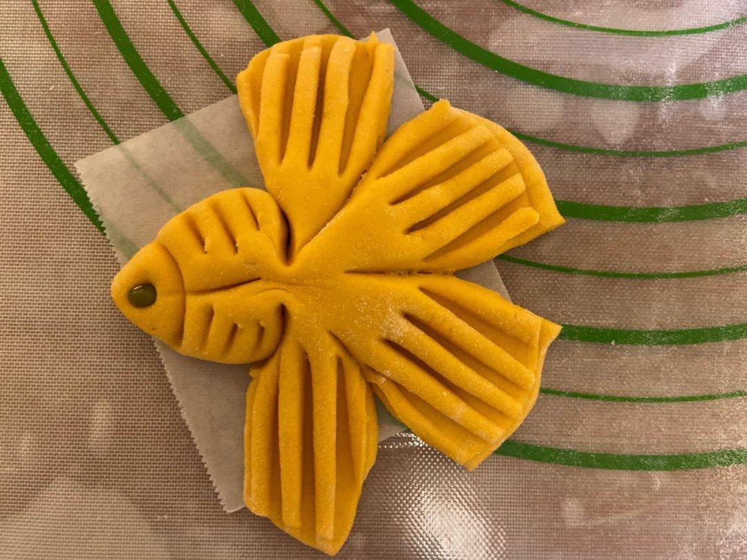 新手也可以--详解如何做出人见人爱、金黄的南瓜馒头