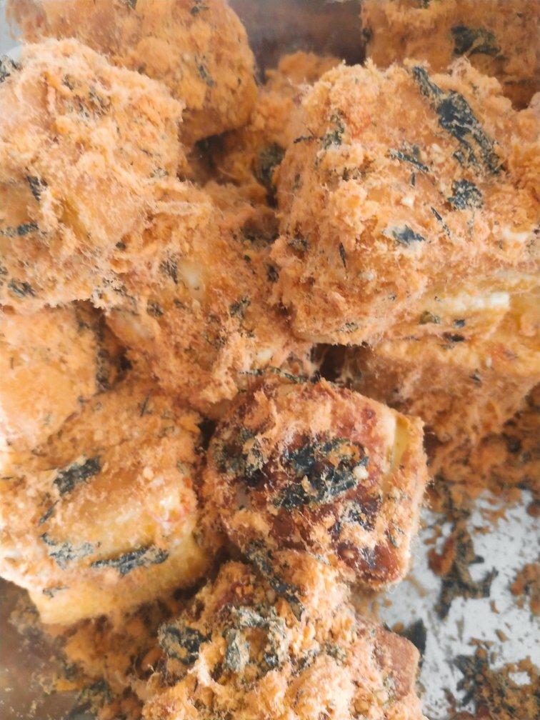 朋友都说比鲍师傅好吃的海苔肉松小贝