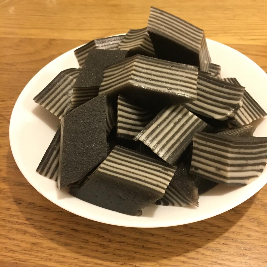 芝麻椰汁千层糕