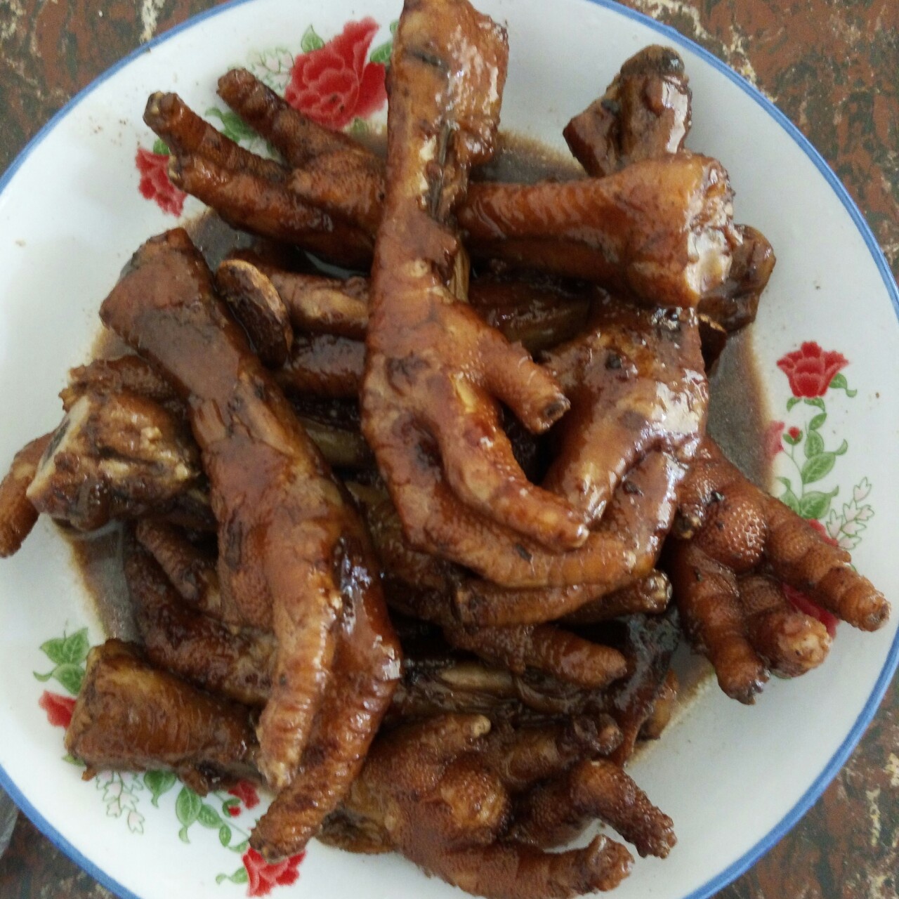 秘制红烧鸡爪