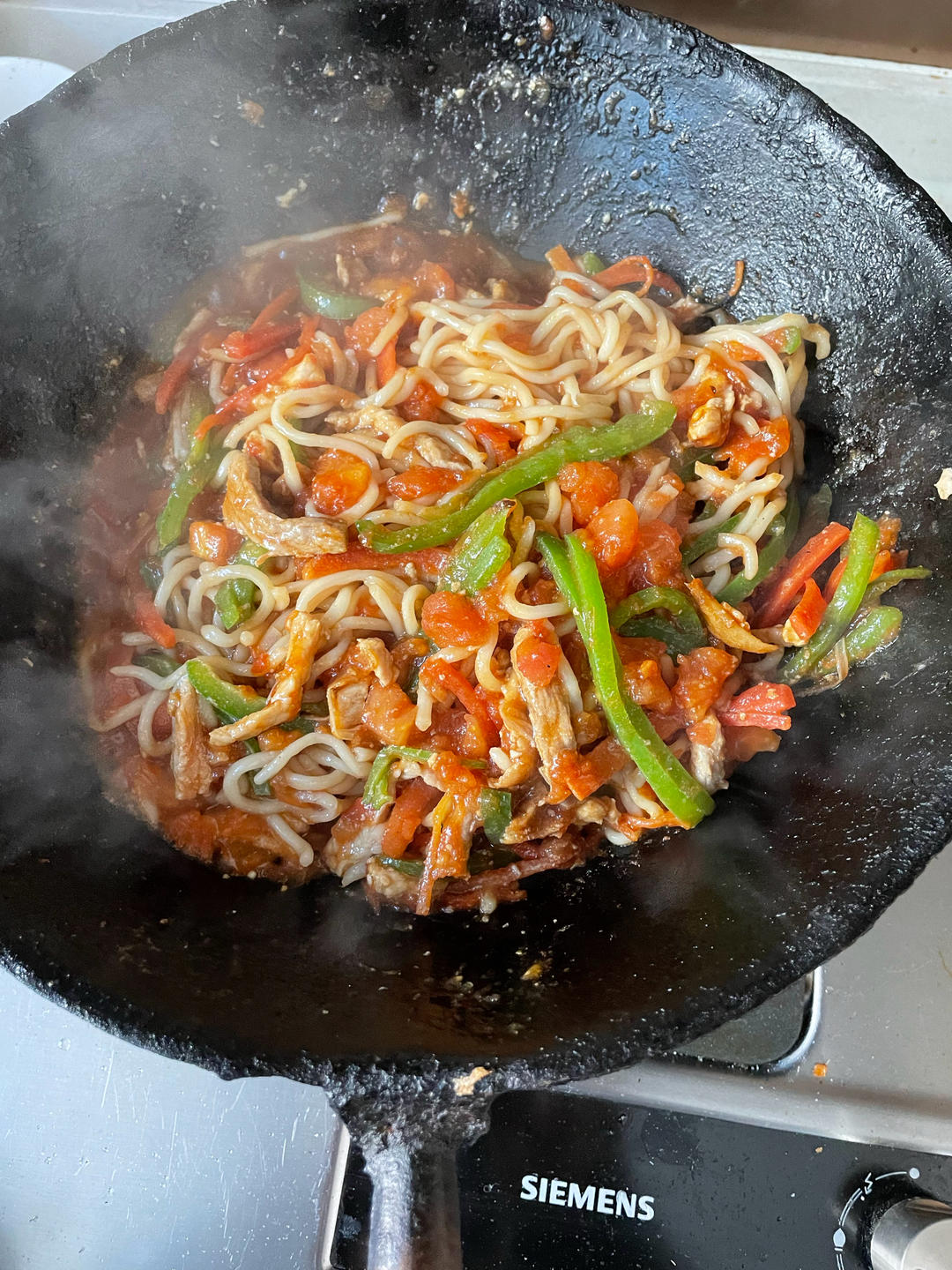鱼香肉丝炒面