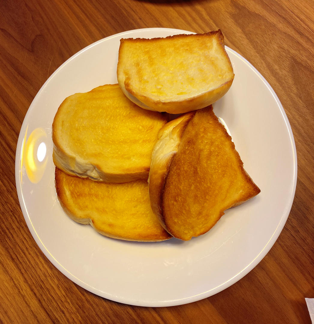 黄油蜂蜜烤吐司