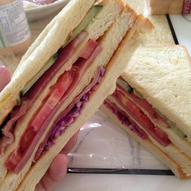 火腿芝士蛋三文治