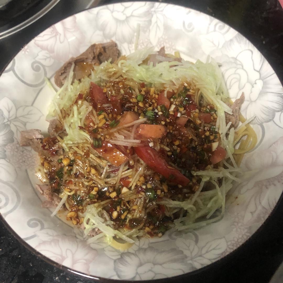 快手减脂餐❗️爆好吃的凉拌鸡丝荞麦面