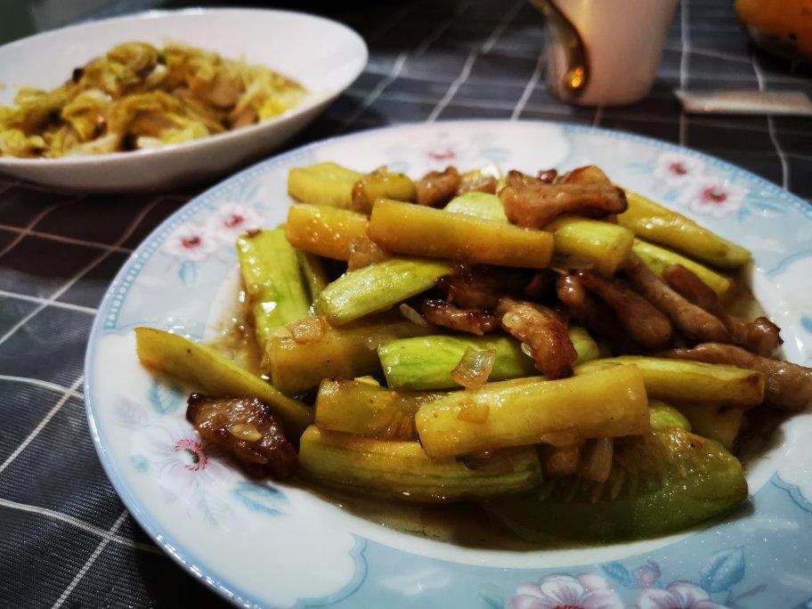 云南小瓜炒肉