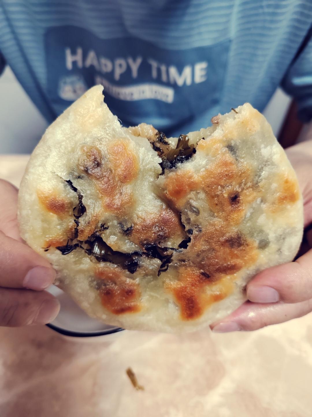 东北薄皮儿酸菜馅饼（含馅料、包馅手法、和面）