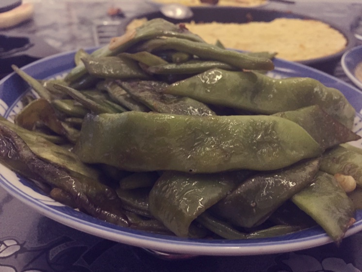 蒜油焖豆角