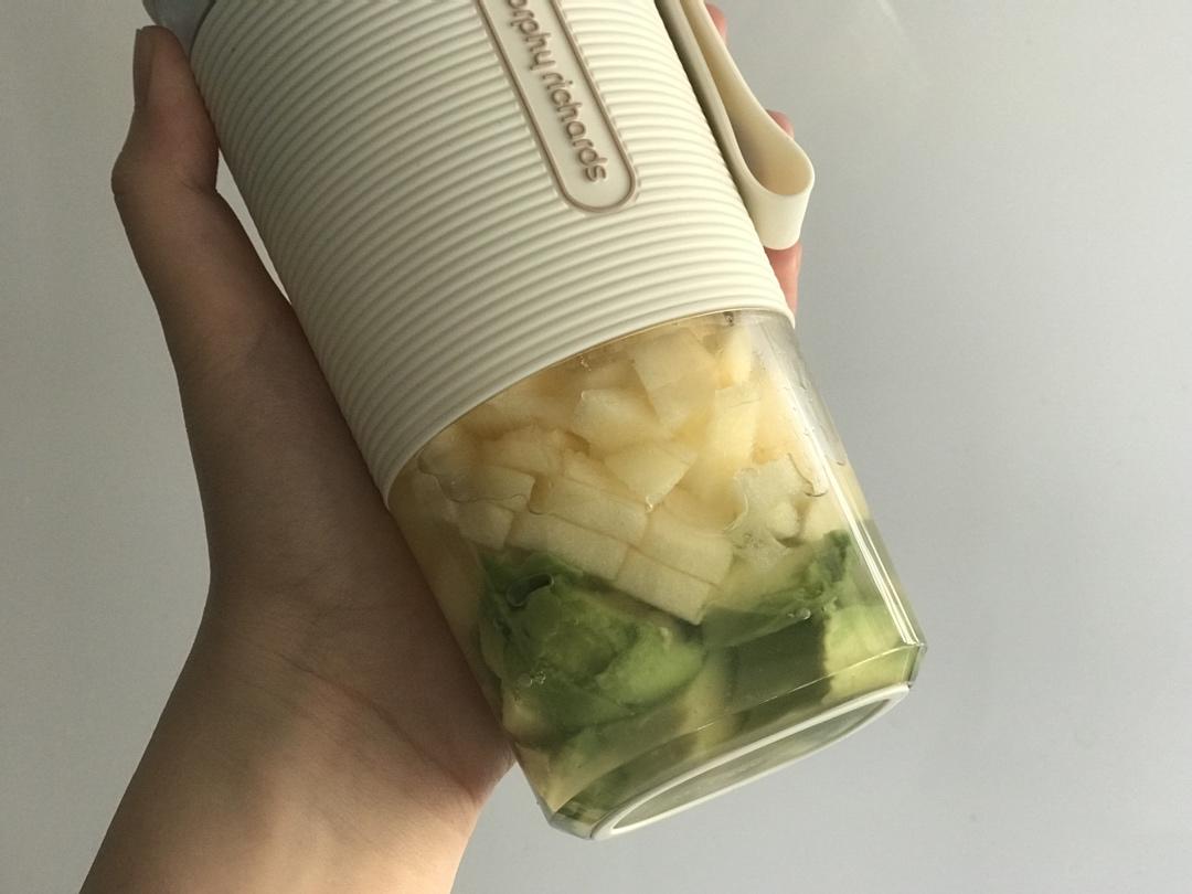 牛油果柠檬苹果汁