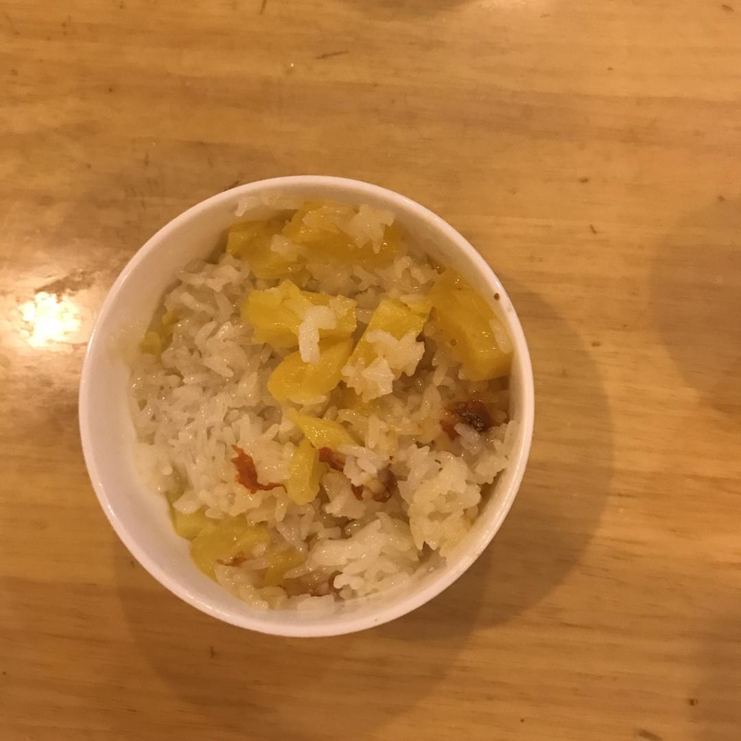 菠萝糯米饭