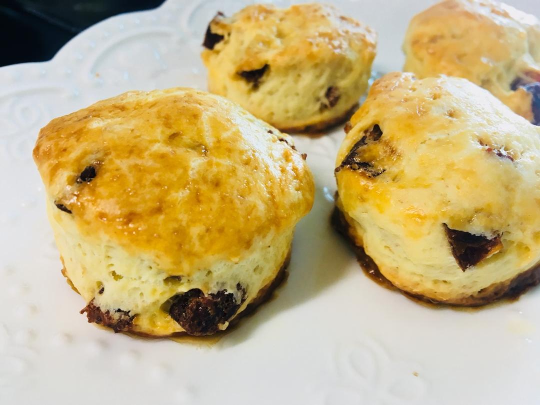 咸甜两种口味的淡奶油司康（250ml淡奶油完美用法）