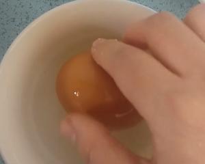 腌咸鸡蛋的做法 步骤4