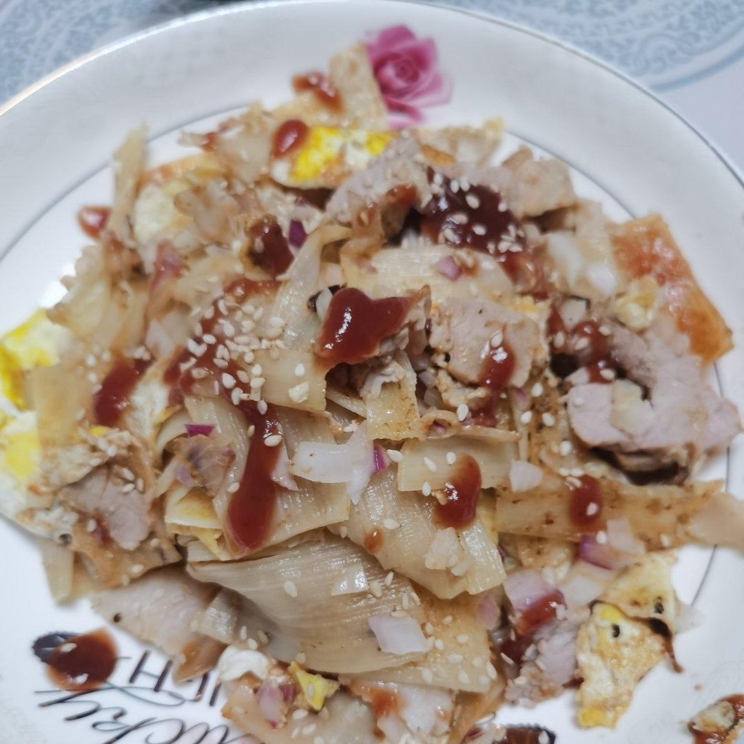 超级美味的东北烤冷面➕自制万能酱料【酱料是关键】