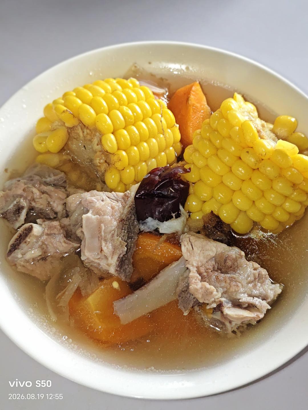 玉米排骨汤（电饭煲）