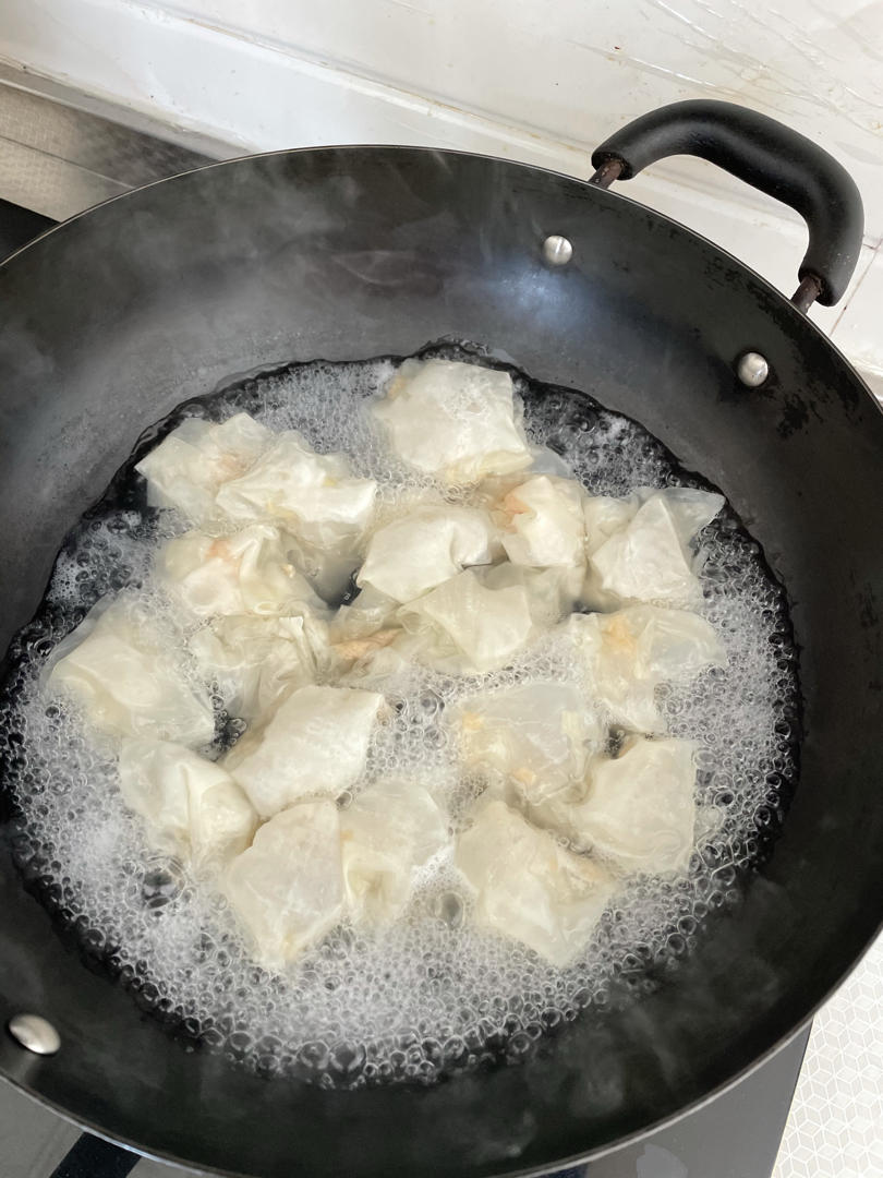 老苏州懂的一道点心：泡泡馄饨