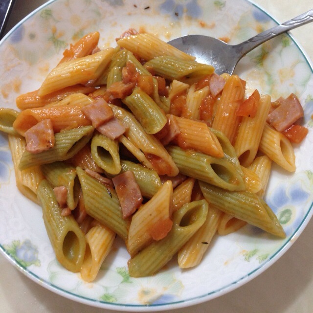 番茄培根意面