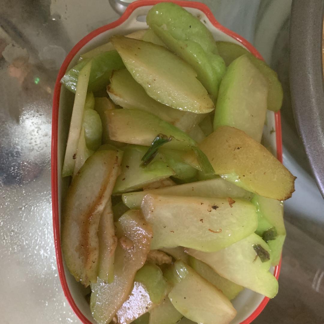 佛手瓜炒肉（家常菜快手）