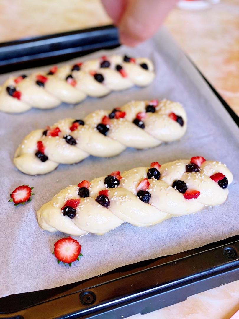 酸奶辫子面包（一次发酵）