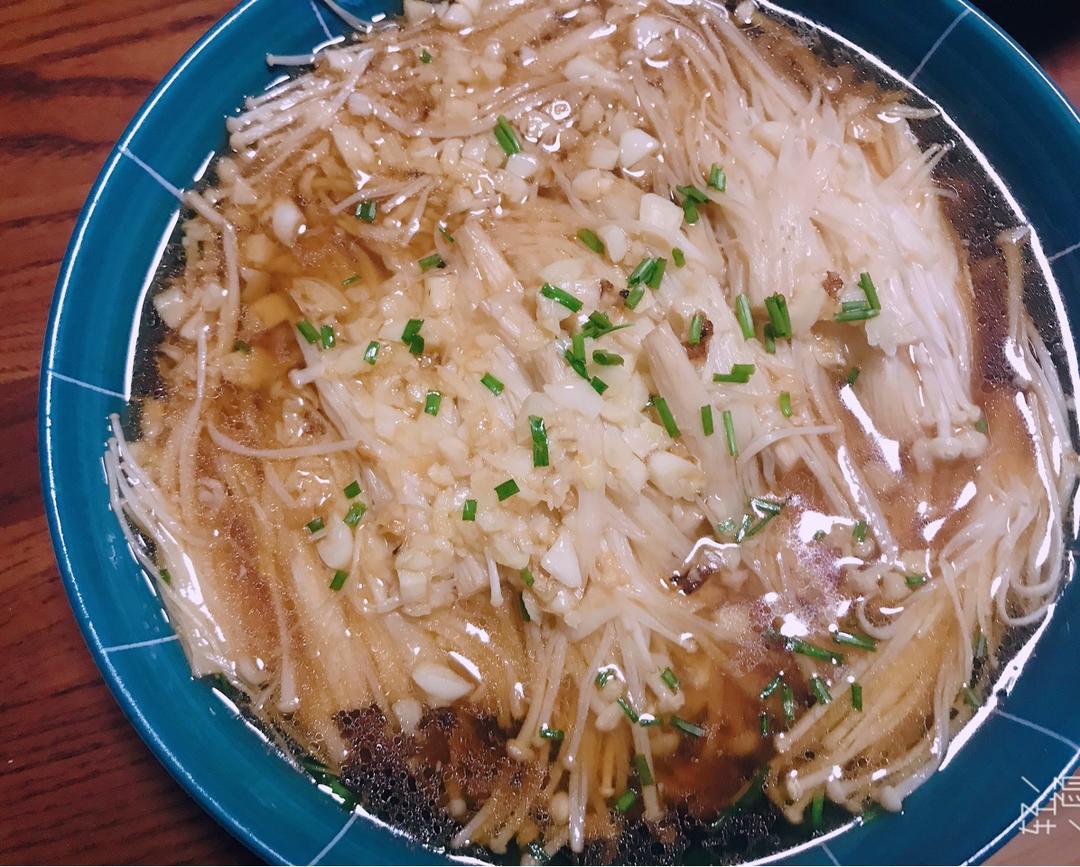 蒜蓉蒸金针菇