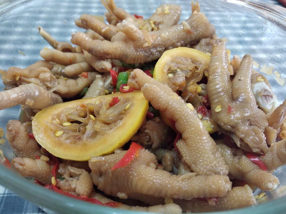 绝对不会后悔的酸辣鸡爪