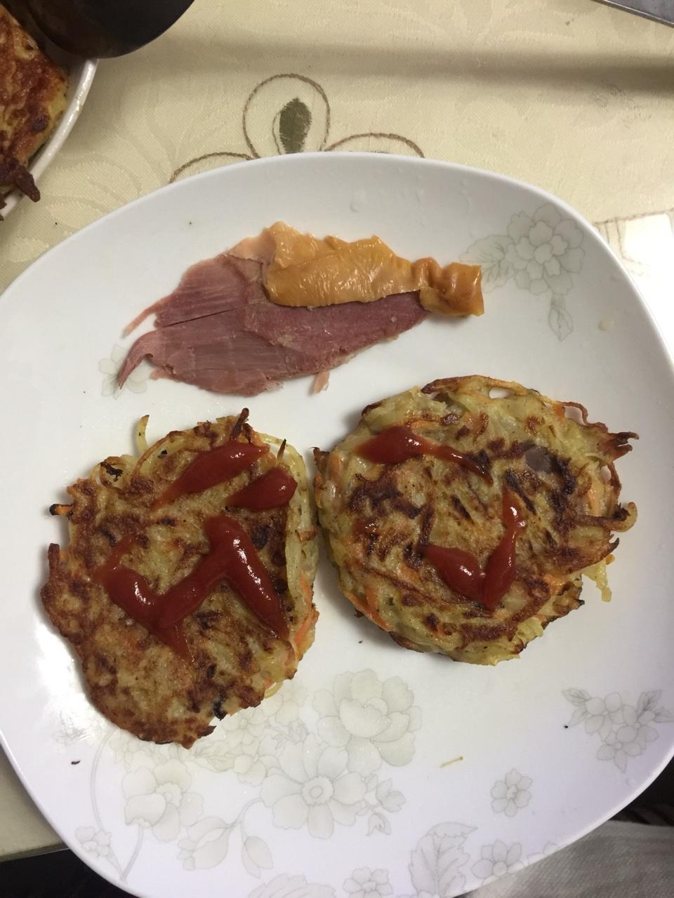 胡萝卜土豆丝鸡蛋饼