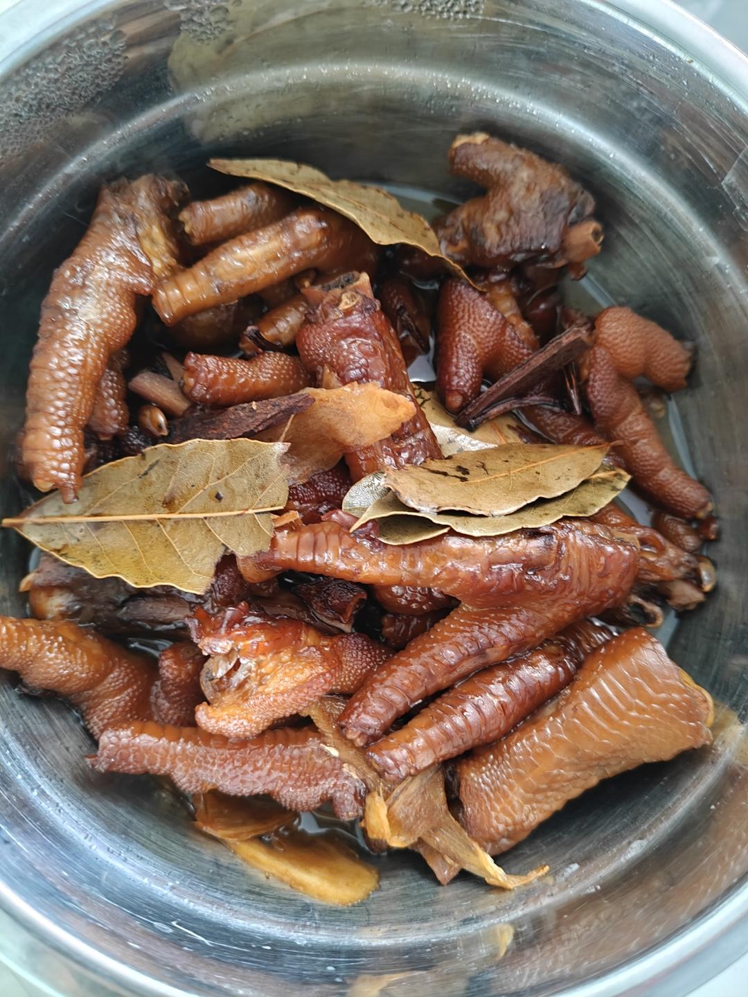 卤鸡爪