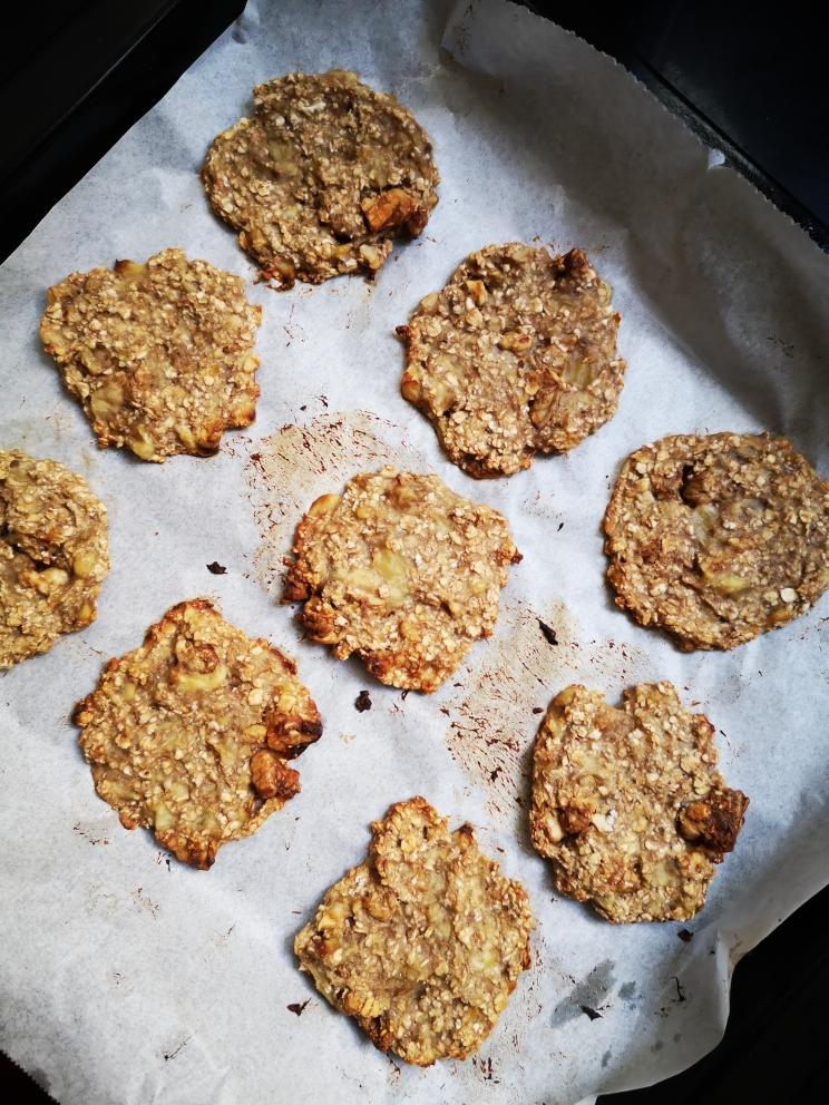 燕麦香蕉饼干【临时抱佛脚之简单美味小点心】的做法