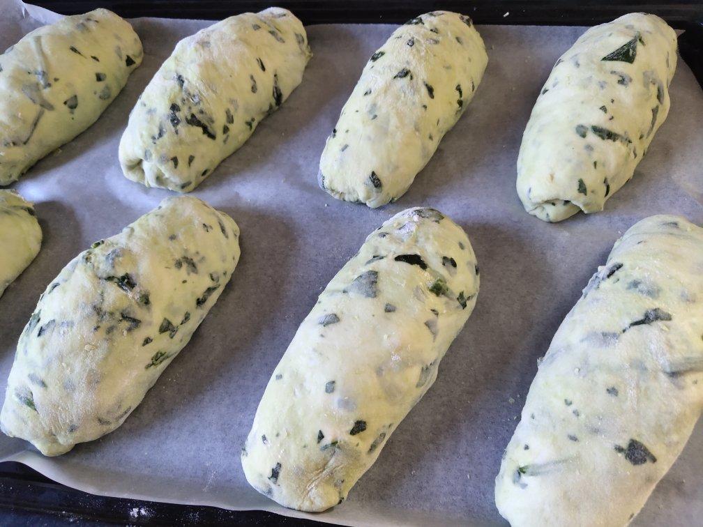 菠菜芝士咸面包