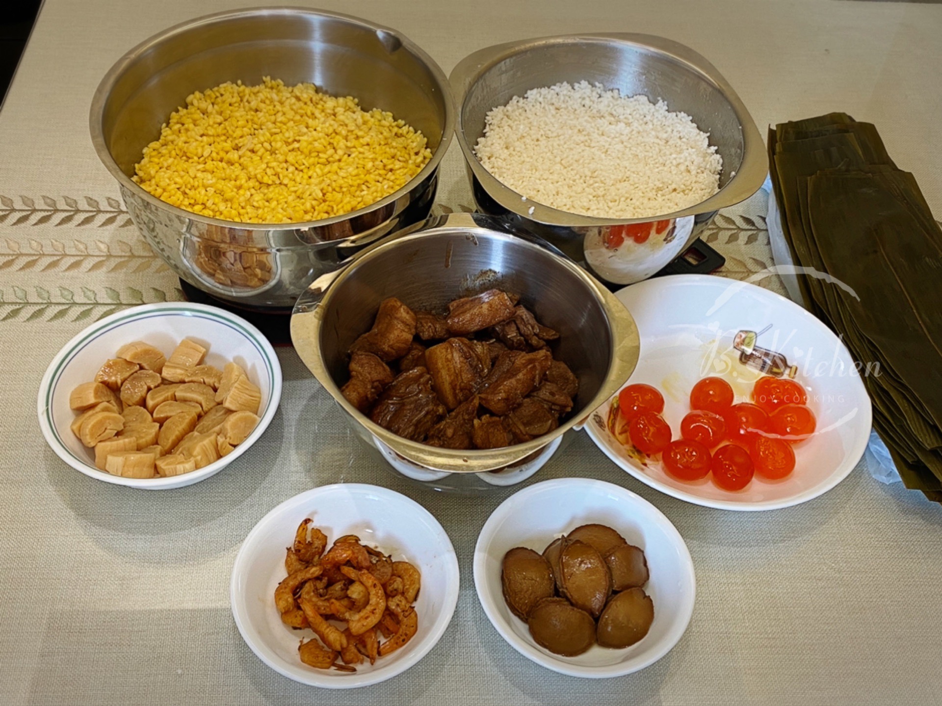 广东咸肉粽子的做法 步骤1