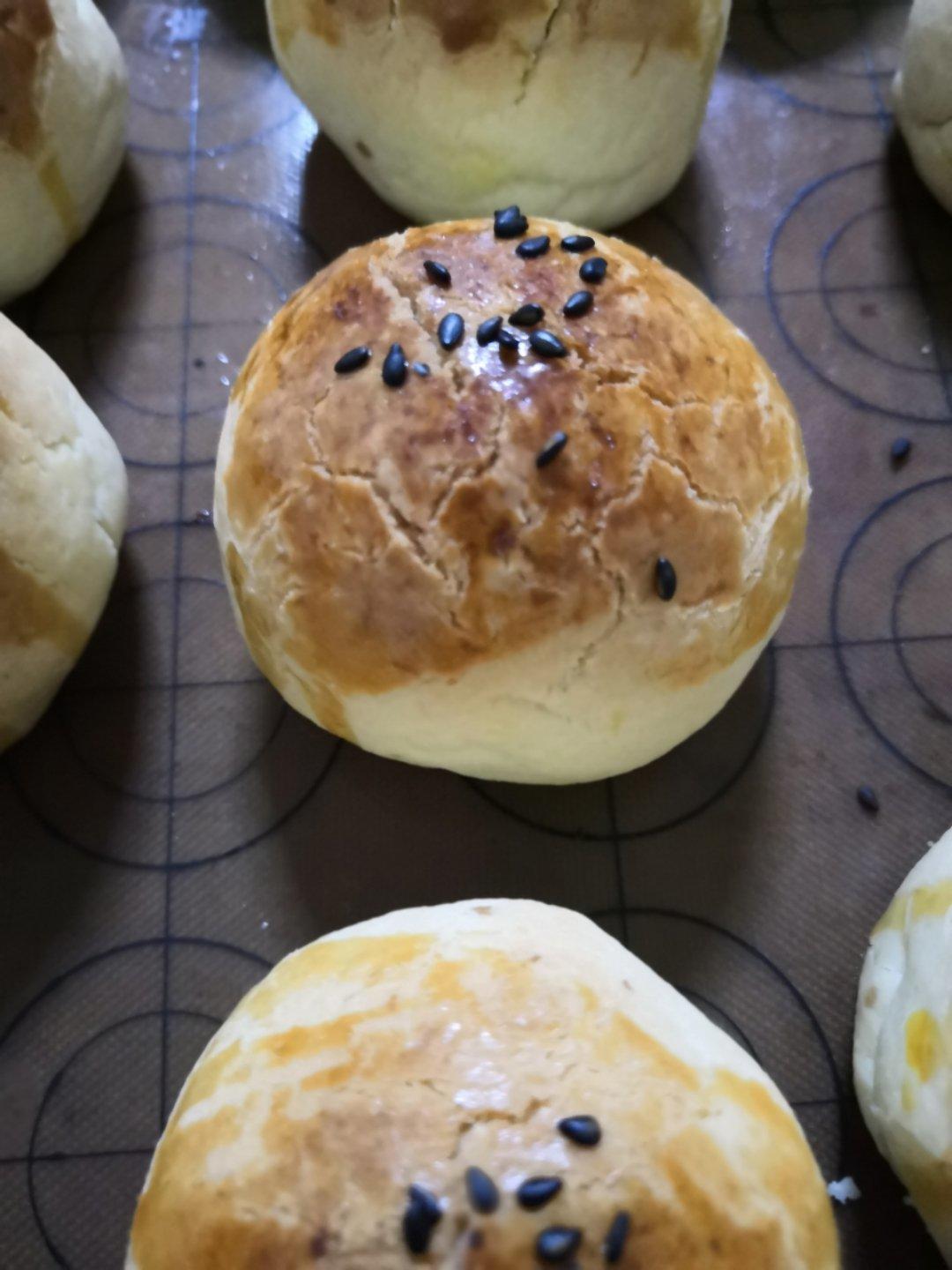 《Tinrry+》菠萝蛋黄酥（超快手、免揉、不用开酥）