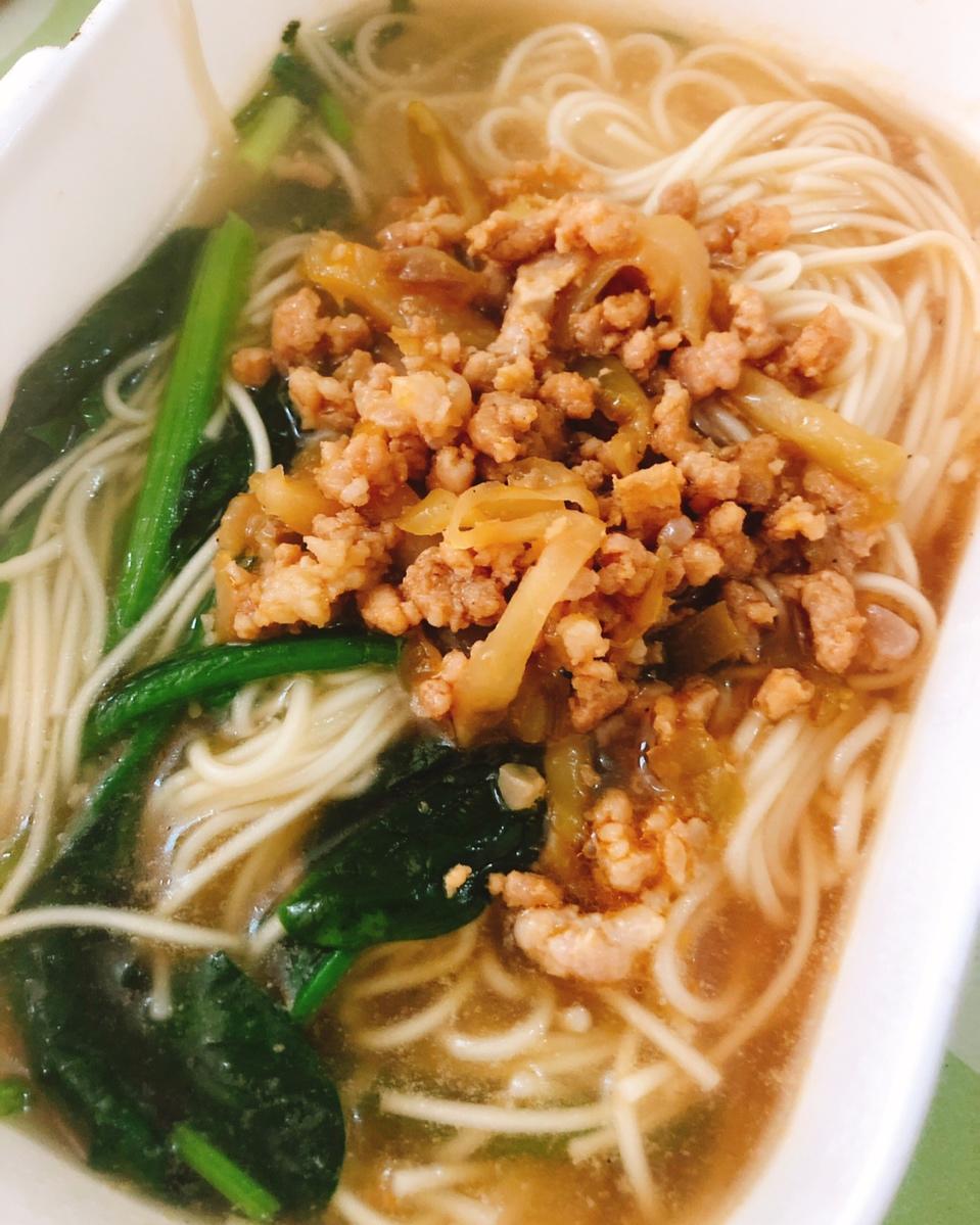 榨菜肉丝面