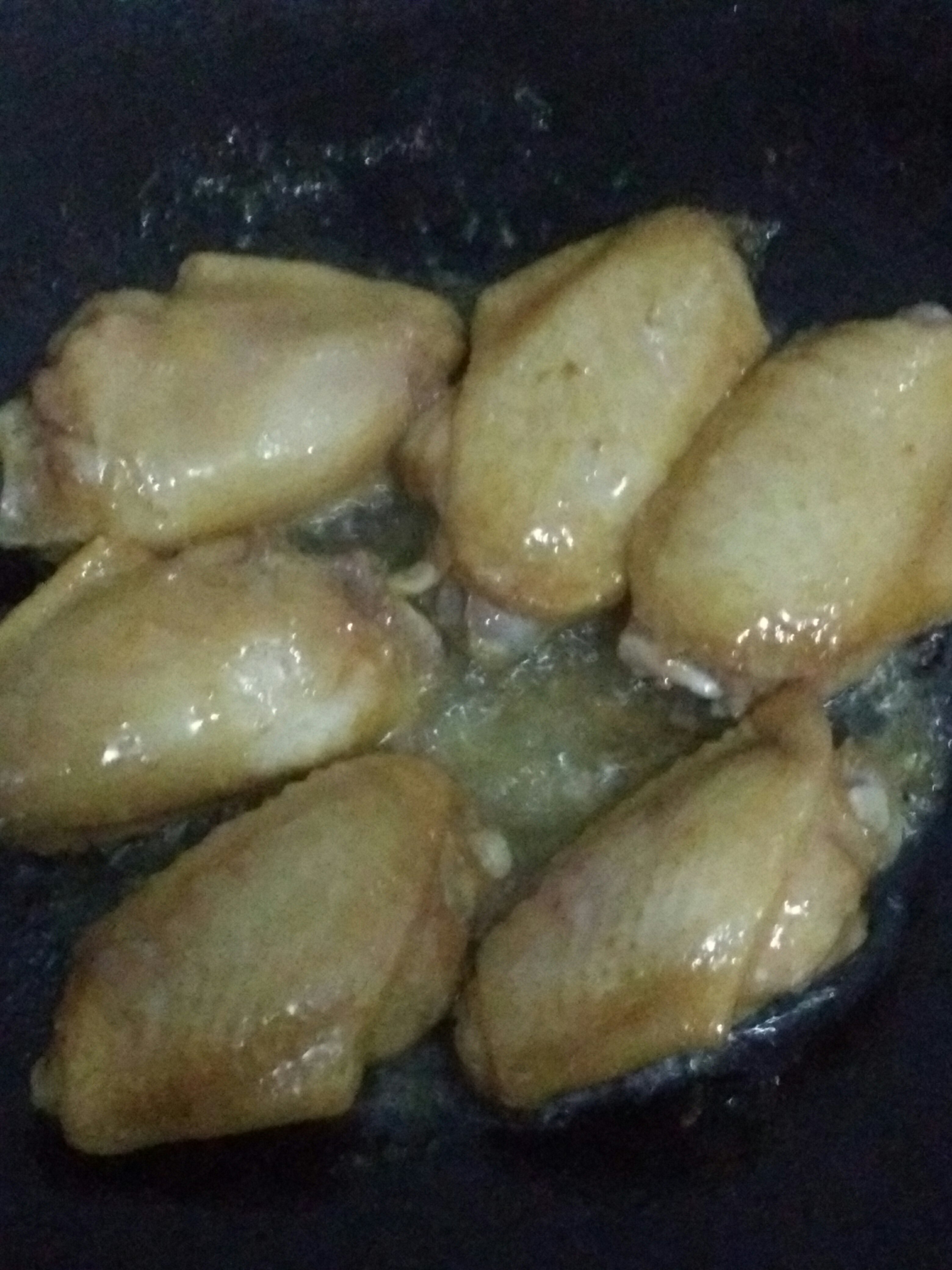酱油鸡翅的做法 步骤2