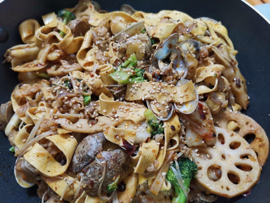 家庭聚会被赞爆的～麻辣香锅 今天这道菜太给撑场面了