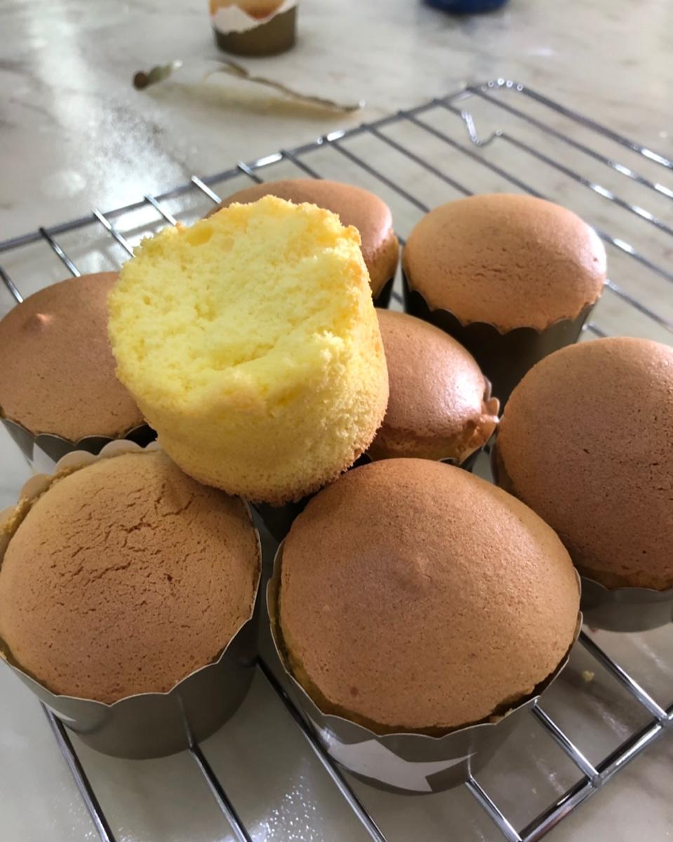 纸杯蛋糕 8寸戚风蛋糕的量