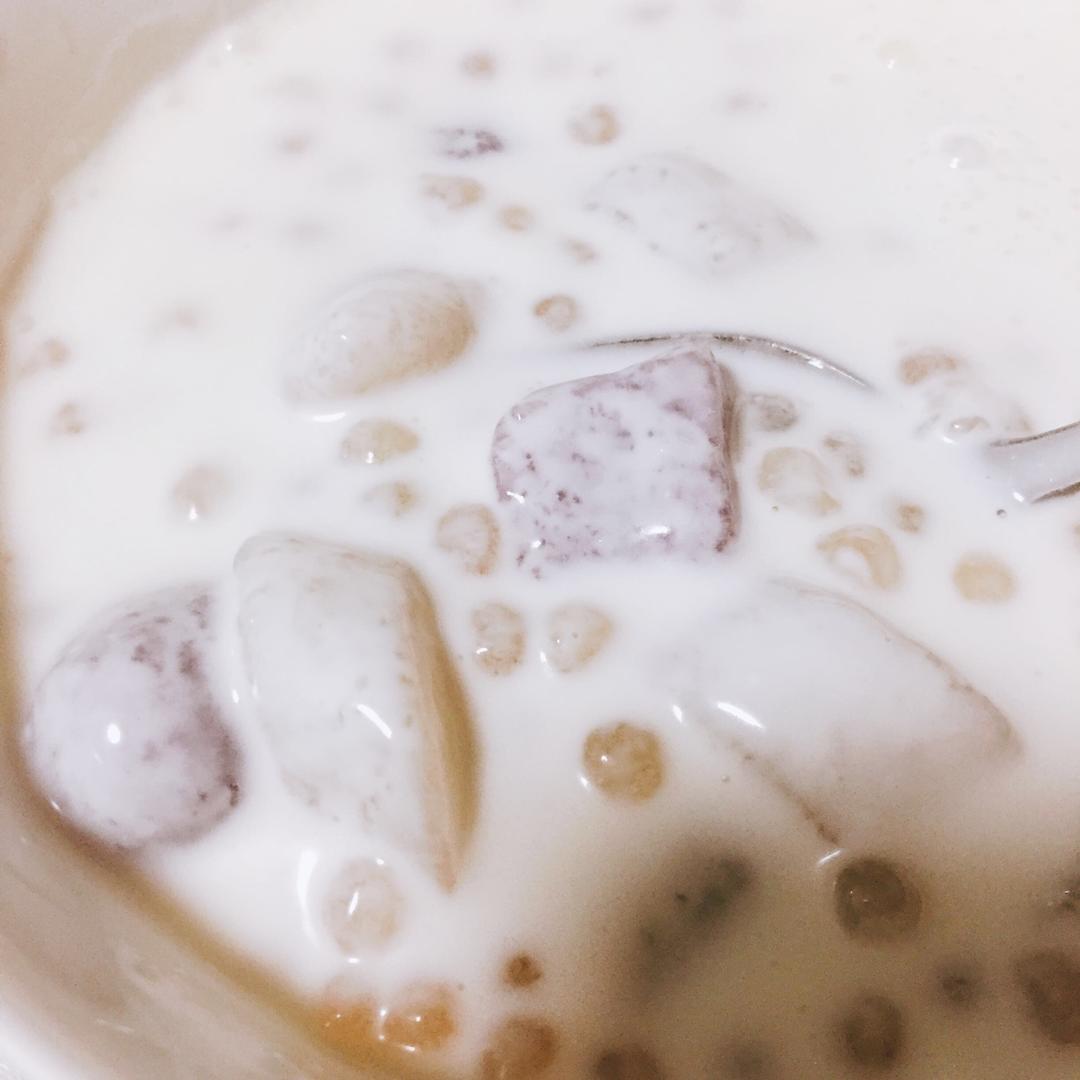 酸奶芋圆