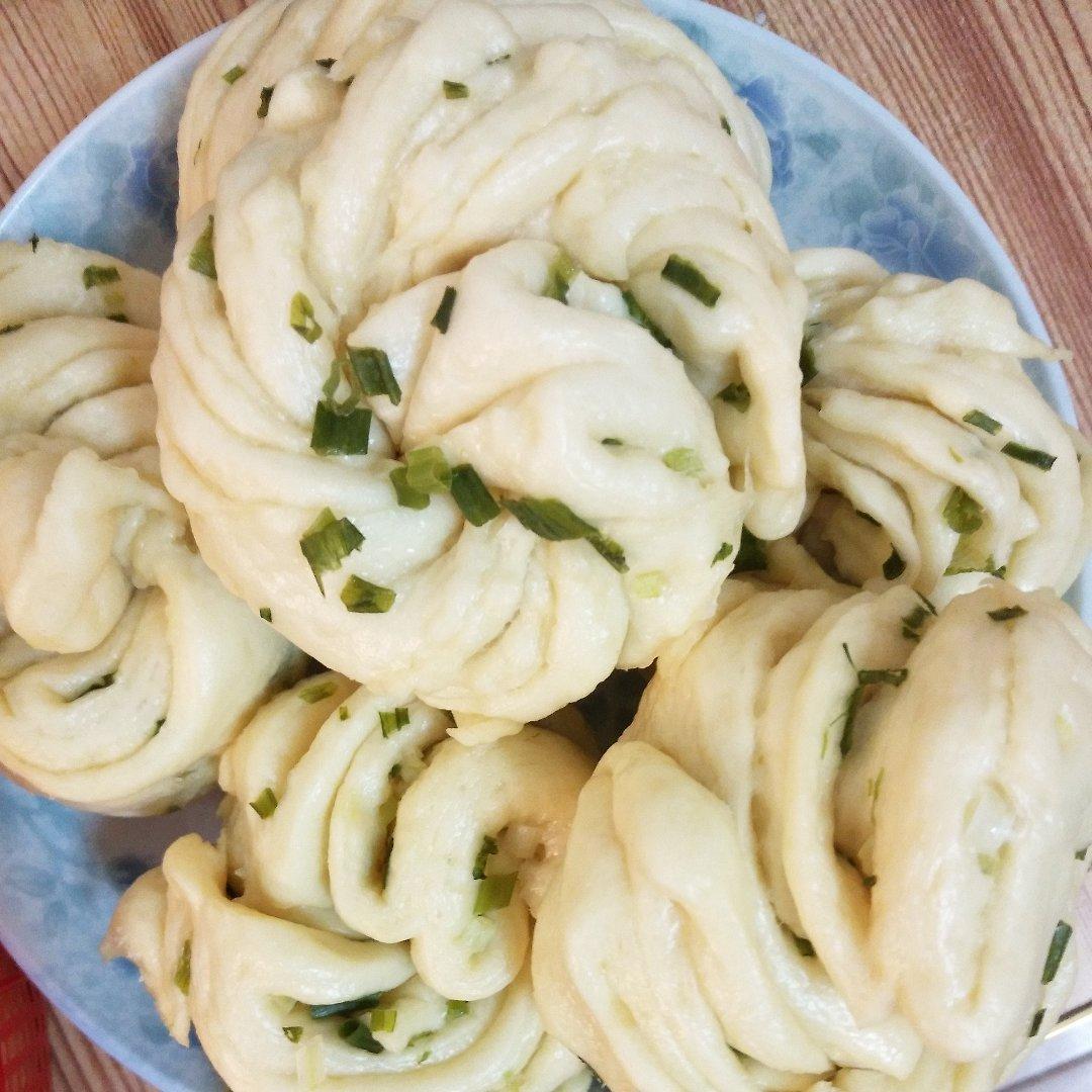 葱油花卷 Steamed Roll