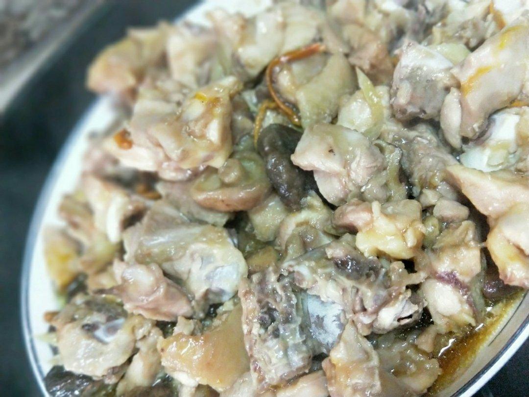 蒸鸡（广东顺德做法）