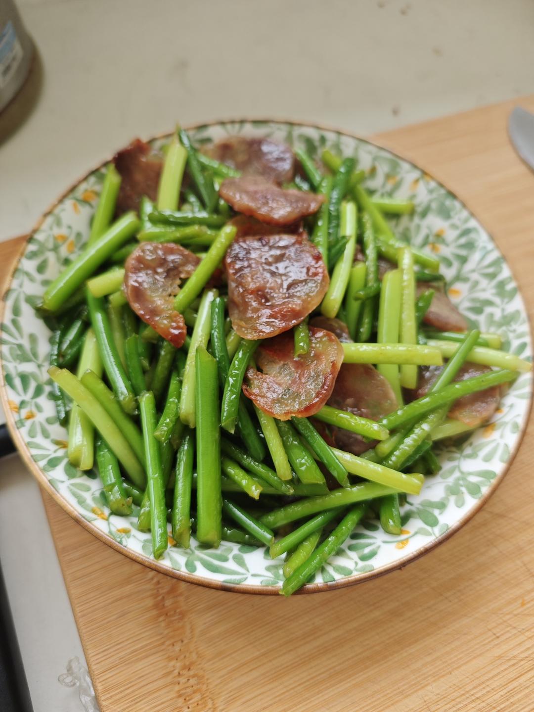 蒜苔炒香肠（快手菜）