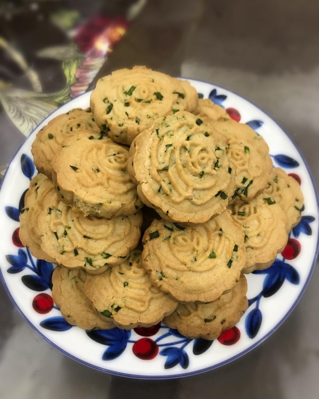 幸福的夜寻欢做的葱香桃酥