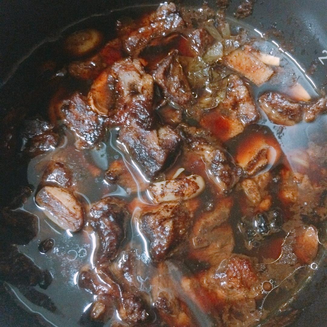 幻枫梦晓做的无水高压锅炖牛肉