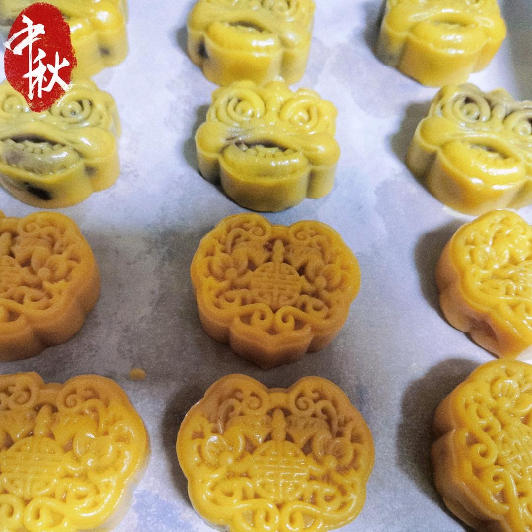 广式月饼——蛋黄莲蓉月饼