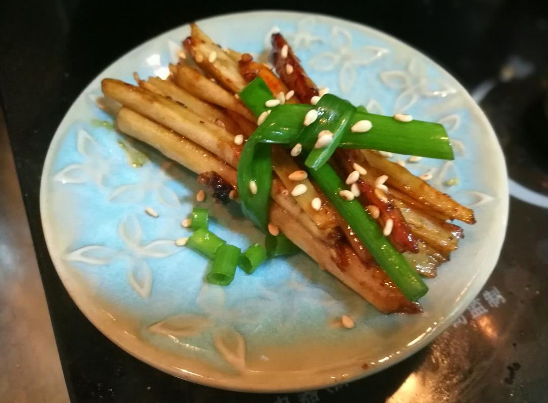 ごぼうの胡麻かりんとう揚げ（日式炸牛蒡）