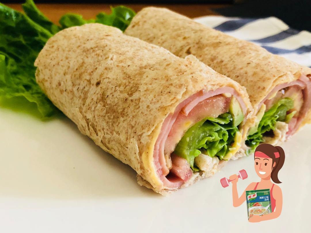 全麦火腿牛油果塑身卷饼