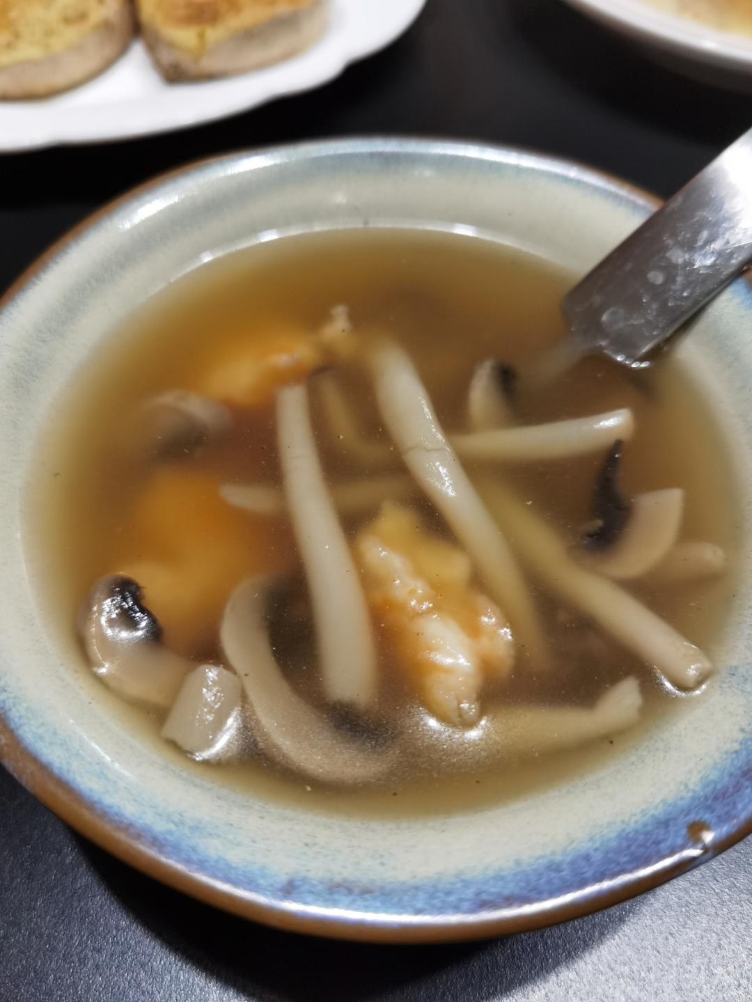 家常～蘑菇汤