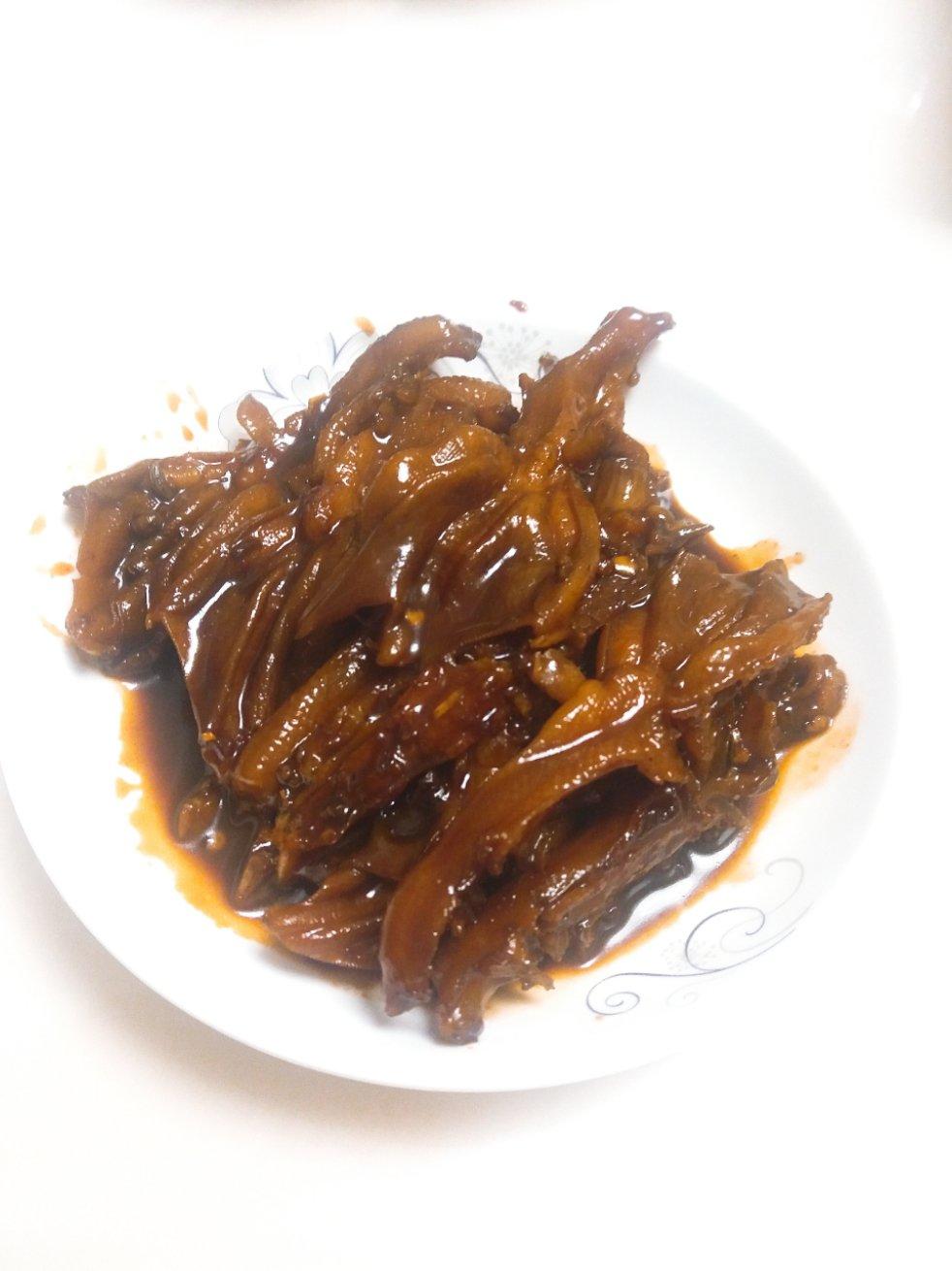 酱香鸭掌