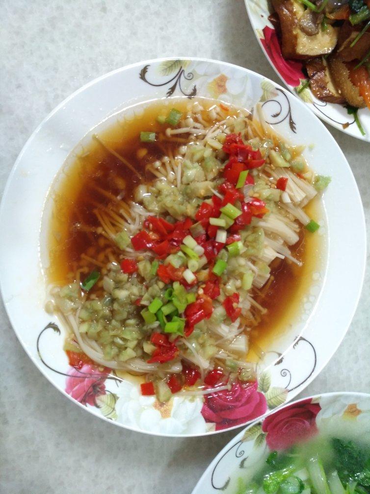 蒜蓉蒸金针菇