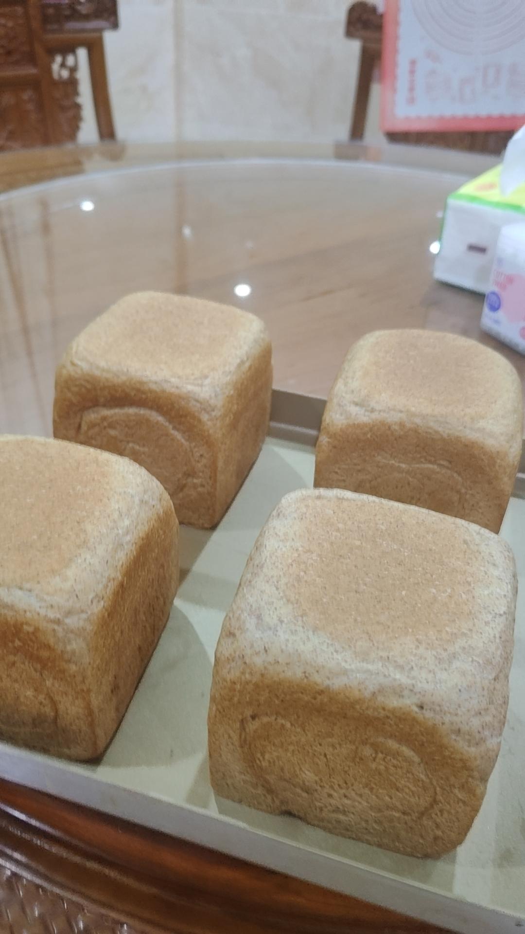 红糖全麦小方吐司